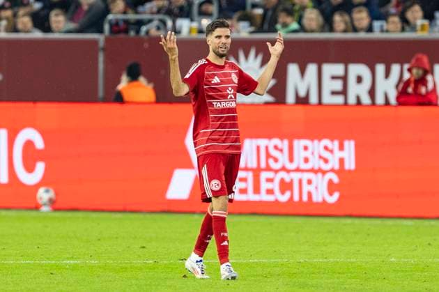 2. Fussball Bundesliga, Fortuna Düsseldorf - 1. FC Nürnberg; 03.10.2025 Anouar El Azzouzi (Fortuna Düsseldorf, 8) hadert. 2. Fußball Bundesliga, Fortuna Düsseldorf - 1. FC Nürnberg, 8. Spieltag, am 03.10.2025, Merkur Spiel-Arena, Düsseldorf. DFL regulations prohibit any use of photographs as image sequences and or quasi-video