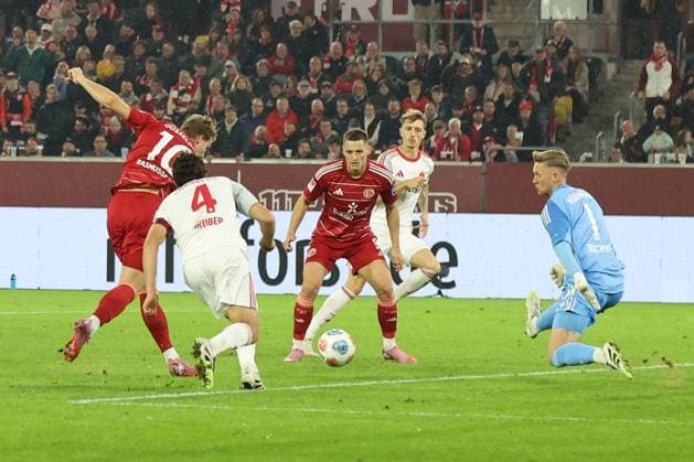 GER, 2. FBL. Fortuna Duesseldorf vs. 1. FC Nuernberg 03.10.2025, Merkur Spiel-Arena, Duesseldorf, GER, 2. FBL. Fortuna Duesseldorf vs. 1. FC Nuernberg, im Bild: 2:2 durch Christian Rasmussen (Duesseldorf 10),