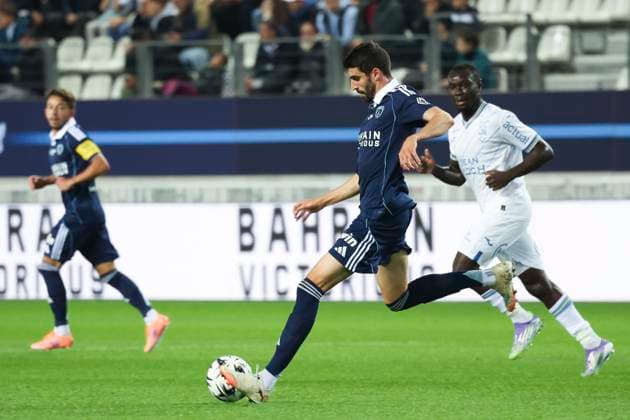 FOOTBALL : Paris FC Vs FC Lorient - Ligue 1 - 03 10 2025 Pierre Lees-Melou (Paris FC) ParisFrance  Copyright: xMichtofx