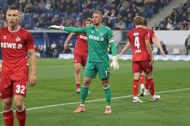 03.10.2025, xrekx, Fussball 1.Bundesliga, TSG 1899 Hoffenheim - 1.FC Köln v.l. Marvin Schwäbe Schwaebe (1.FC Koeln) (DFL DFB REGULATIONS PROHIBIT ANY USE OF PHOTOGRAPHS as IMAGE SEQUENCES and or QUASI-VIDEO) Sinsheim