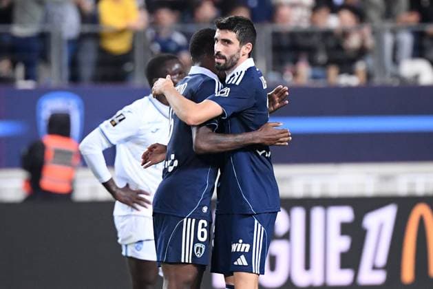 Paris FC v FC Lorient - Ligue 1 McDonald s 2025 2026 33 Pierre LEES MELOU (pfc) during the Ligue 1 McDonald s match between Paris and Lorient at Stade Jean Bouin on October 3, 2025 in Paris, France. Paris France  Copyright: xFEPx 776348148