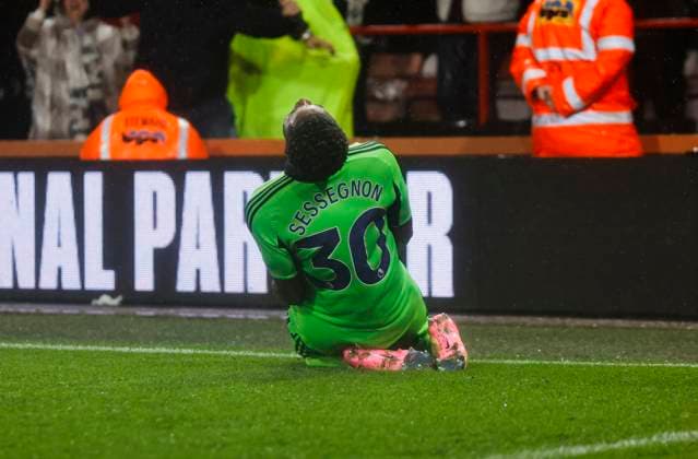 3rd October, Boscombe, Dorset: England; Premier League Football, AFC Bournemouth versus Fulham; Sessegnon of Fulham celebrates his goal after scoring in the 70th minutes for 0-1  HongboxChen
