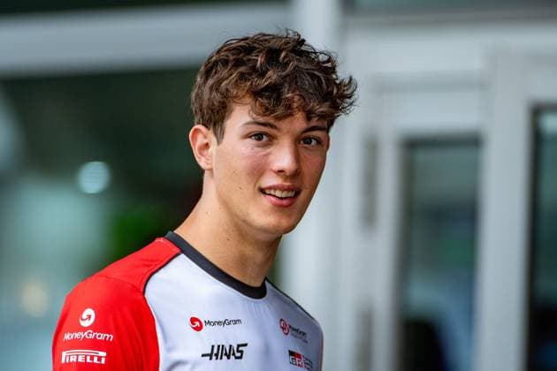 Formel 1 GP Singapur. Freitag, 03.10.2025 Oliver Bearman 87, MoneyGram Haas F1 Team; Formel 1 GP Singapur. Freitag, 03.10.2025 Copyright: xBEAUTIFULxSPORTS Erlhofx