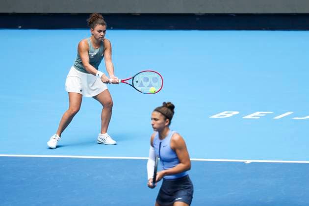 BEIJING, CHINA - OCTOBER 04: Sara Errani of Italy and Jasmine Paolini of Italy compete in the Women s Doubles Semifinal match against Hsieh Su-wei of Chinese Taipei and Jelena Ostapenko of Latvia on day 13 of the 2025 China Open at the National Tennis Center on October 4, 2025 in Beijing, China.  Copyright: xVCGx 111595005727
