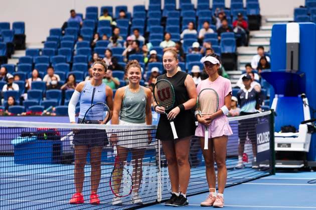 BEIJING, CHINA - OCTOBER 04: Sara Errani of Italy and Jasmine Paolini of Italy, Hsieh Su-wei of Chinese Taipei and Jelena Ostapenko of Latvia pose for a photo prior to the Women s Doubles Semifinal match on day 13 of the 2025 China Open at the National Tennis Center on October 4, 2025 in Beijing, China.  Copyright: xVCGx 111595003828