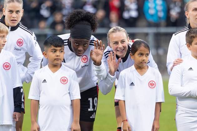 Google Pixel Frauen Bundesliga: Eintracht Frankfurt - FC Carl Zeiss Jena, 03.10.2025 Nicole Anyomi (Eintracht Frankfurt 19) & Amanda Ilestedt (Eintracht Frankfurt 13), Eintracht Frankfurt - FC Carl Zeiss Jena, Frankfurt, Stadion am Brentanobad, 3.10.2025 Copyright: xBEAUTIFULxSPORTS Gawlikx