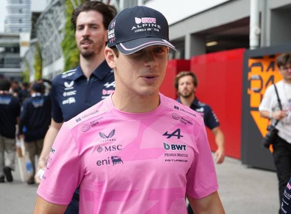 FORMULA 1 SINGAPORE AIRLINES SINGAPORE GRAND PRIX 2025 04.10.2025, Marina Bay Street Circuit, Singapore, FORMULA 1 SINGAPORE AIRLINES SINGAPORE GRAND PRIX 2025 , im Bild Franco Colapinto (ARG), BWT Alpine F1 Team