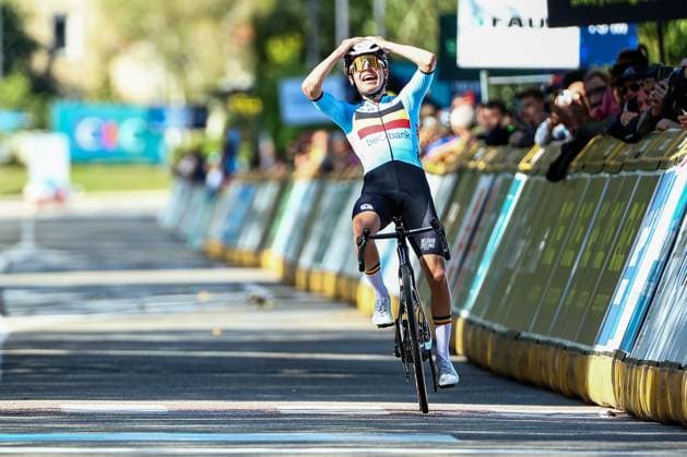 Belgian Jarno Widar celebrates as he crosses the finish line to win the 121,1 km Men U23 Road Race at the UEC road European cycling championships, in France on Saturday 04 October 2025. The European cycling championships in Drome-Ardeche takes place from 1 to 5 October. DAVIDxPINTENS  x136043555x