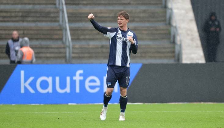Sebastian Grönning jubelt nach 1:0 Freude Emotion Jubel Fußball Fussball DFL 2.Bundesliga Herren 8. Spieltag Saison 2025 2026 04.10.2025 Hertha BSC Berlin vs. Preußen Münster DFL regulations prohibit any use of photographs as image sequences and or quasi-video