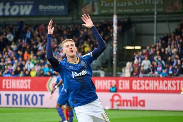 04.10.2025, Fußball, Herren, 2.BL (Bundesliga), Saison 2025 2026, Holstein Kiel - SV Darmstadt 98, 8. Spieltag Alexander Bernhardsson Kiel, Holstein-Stadion Holstein-Stadion Schleswig-Holstein Deutschland