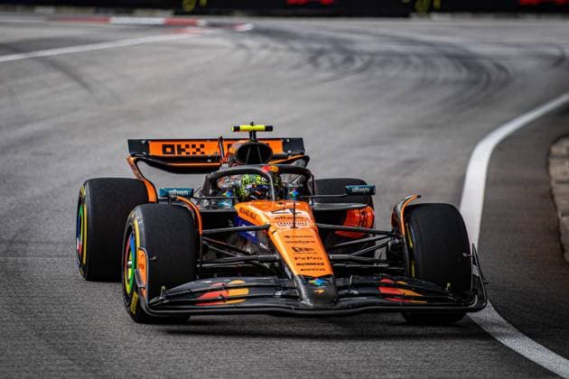 Formel 1 GP Singapur. Samstag, 04.10.2025 Lando Norris 4, McLaren Formula 1 Team; Formel 1 GP Singapur. Samstag, 04.10.2025 Copyright: xBEAUTIFULxSPORTS Erlhofx