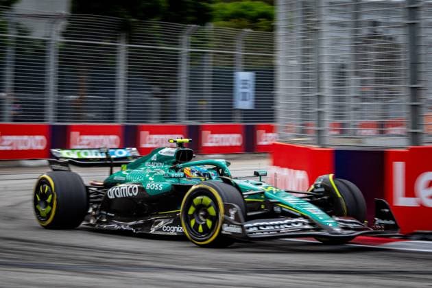 Formel 1 GP Singapur. Samstag, 04.10.2025 Fernando Alonso 14, Aston Martin Aramco F1 Team; Formel 1 GP Singapur. Samstag, 04.10.2025 Copyright: xBEAUTIFULxSPORTS Erlhofx