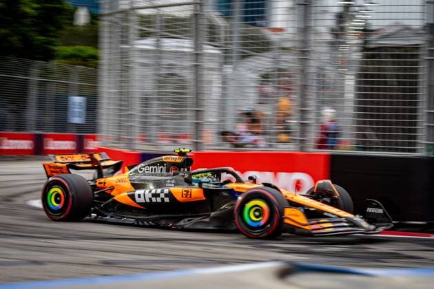 Formel 1 GP Singapur. Samstag, 04.10.2025 Lando Norris 4, McLaren Formula 1 Team; Formel 1 GP Singapur. Samstag, 04.10.2025 Copyright: xBEAUTIFULxSPORTS Erlhofx