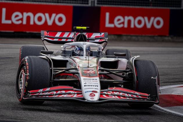 Formel 1 GP Singapur. Samstag, 04.10.2025 Oliver Bearman 87, MoneyGram Haas F1 Team; Formel 1 GP Singapur. Samstag, 04.10.2025 Copyright: xBEAUTIFULxSPORTS Erlhofx