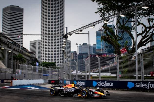 Formel 1 GP Singapur. Samstag, 04.10.2025 Yuki Tsunoda 22, Oracle Red Bull Racing; Formel 1 GP Singapur. Samstag, 04.10.2025 Copyright: xBEAUTIFULxSPORTS Erlhofx