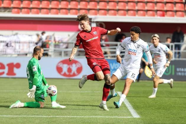 3. Liga; FC Ingolstadt 04 - SSV Ulm; Ortag Christian (39 Ulm) Frederik Christensen (11, FCI) Torchance verpasst David Jonas (15 Ulm) 3. Liga - FC Ingolstadt 04 Saison 2025 2026 SSV Ulm