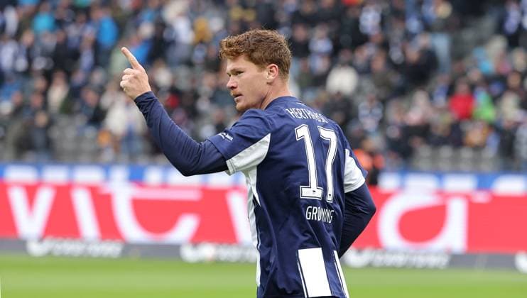 Sebastian Grönning jubelt nach 1:0 Freude Emotion Jubel Fußball Fussball DFL 2.Bundesliga Herren 8. Spieltag Saison 2025 2026 04.10.2025 Hertha BSC Berlin vs. Preußen Münster DFL regulations prohibit any use of photographs as image sequences and or quasi-video