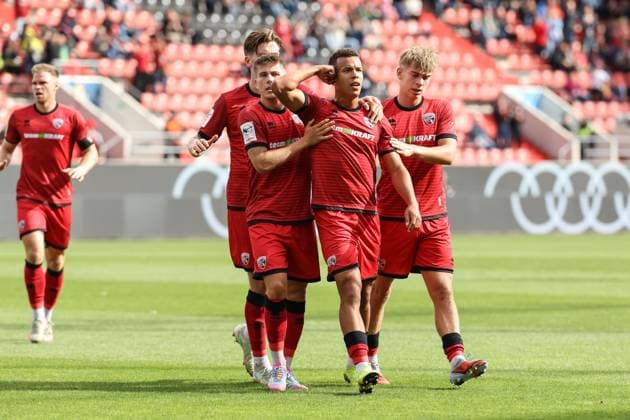 3. Liga; FC Ingolstadt 04 - SSV Ulm; Tor Jubel Treffer 1:0 Marcel Costly (22, FCI) Frederik Christensen (11, FCI) Gustav Christensen (24, FCI) Max Plath (14 FCI) Simon Lorenz (32, FCI) 3. Liga - FC Ingolstadt 04 Saison 2025 2026 SSV Ulm