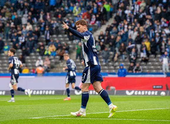 Fussball, Herren, Saison 2025 2026, 2. Bundesliga (8. Spieltag), Hertha BSC - SC Preußen Münster, Sebastian Grönning (Hertha BSC), Jubel nach Tor zum 2:0, 04.10. 2025, Copyright: xSebastianxRäppold MatthiasxKochx