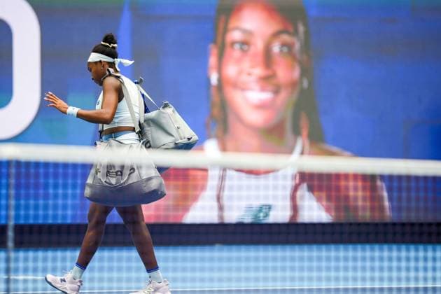 (251004) -- BEIJING, Oct. 4, 2025 -- Coco Gauff leaves the court after the women s singles semifinal match between Coco Gauff of the United States and Amanda Anisimova of the United States at 2025 China Open tennis tournament in Beijing, China, Oct. 4, 2025. ) (SP)CHINA-BEIJING-TENNIS-CHINA OPEN-WOMEN S SINGLES-SEMIFINAL (CN) NaxYuqi 