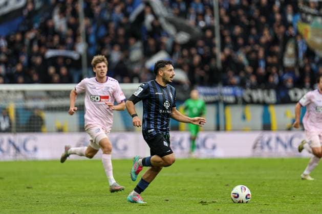 Arianit Ferati (SV Waldhof Mannheim, 10) beim SV Waldhof Mannheim - VfL Osnabrueck am 04.10.25 in Carl Benz Stadion, Mannheim xamx Foto: Alfio Marino