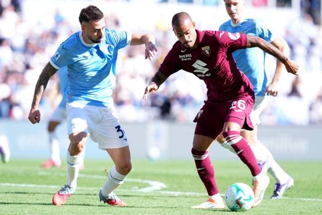 Torino™s Cyril Ngonge Lazio™s Mario Gila during the Serie A EniLive soccer match between Lazio and Torino at the Rome s Olympic stadium, Italy - Saturday October 4, 2025 - Soccer ( Photo by Alfredo Falcone LaPresse )  Copyright: xAlfredoxFalcone LaPressex