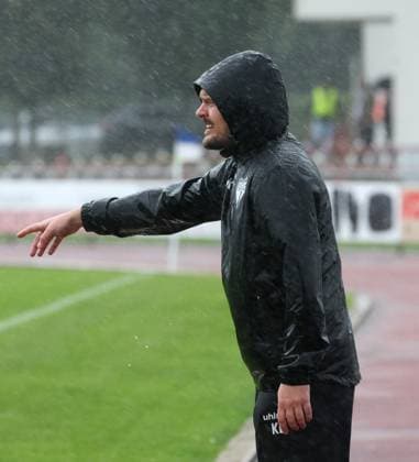 BAU 04.10.2025 Freiberg am Neckar Fußball SGV Freiberg vs. FC 08 Homburg, Trainer Kushtrim Lushtaku (Freiberg)