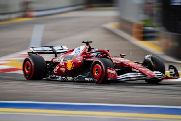 Formula 1 Singapore Grand Prix 2025 Charles Leclerc 16 (MON) Scuderia Ferrari SF-25 during the Formula 1 Singapore Airlines Singapore Grand Prix 2025 at the Marina Bay Street Circuit, Singapore on 4 October 2025 Credit: Jun Da Tan Every Second Media Editorial use only. All images are copyright Every Second Media Limited. No images may be reproduced without prior permission. Copyright: xIMAGO EveryxSecondxMediax ESM-1609-0074 JunxDaxTanx xEveryxSecondxMediax