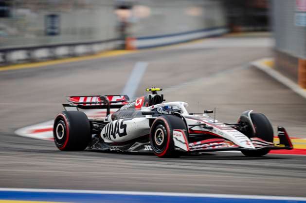 Formula 1 Singapore Grand Prix 2025 Oliver Bearman 87 (GBR) MoneyGram Haas VF-25 during the Formula 1 Singapore Airlines Singapore Grand Prix 2025 at the Marina Bay Street Circuit, Singapore on 4 October 2025 Credit: Jun Da Tan Every Second Media Editorial use only. All images are copyright Every Second Media Limited. No images may be reproduced without prior permission. Copyright: xIMAGO EveryxSecondxMediax ESM-1609-0075 JunxDaxTanx xEveryxSecondxMediax