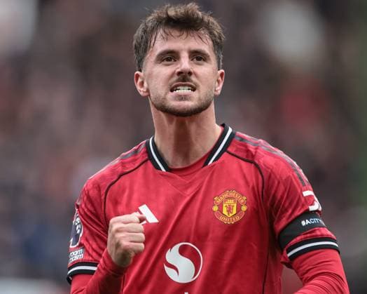 Premier League Manchester United, ManU v Sunderland Mason Mount of Manchester United celebrates his goal to make it 1-0 during the Premier League match Manchester United vs Sunderland at Old Trafford, Manchester, United Kingdom, 4th October 2025 (Photo by Mark Cosgrove News Images) Manchester Old Trafford Greater Manchester United Kingdom Copyright: xMarkxCosgrove NewsxImagesx