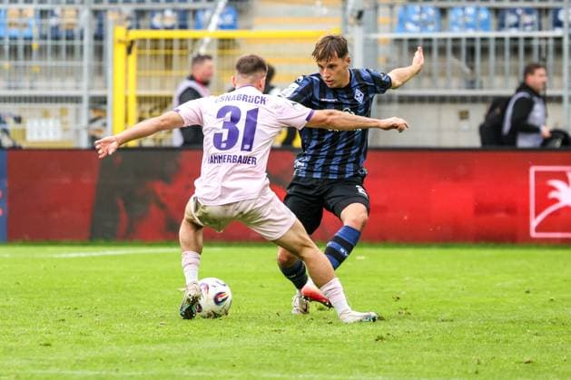 Sascha Voelcke (SV Waldhof Mannheim, 2), Patrick Kammerbauer (VfL Osnabrück, 31) Fussball: 3. Liga, 10. Spieltag, SV Waldhof Mannheim vs. VfL Osnabrück am 04.10.2025 in Mannheim (Carl-Benz-Stadion), Deutschland Mannheim Carl-Benz-Stadion Deutschland Copyright: xFranzxReindelx