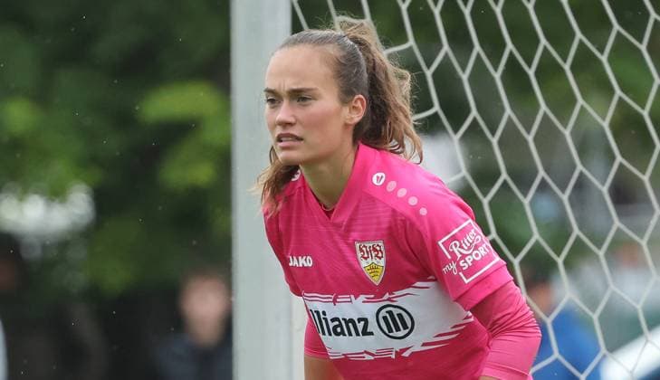 Stuttgart , Fußball 2. Bundesliga , VfB Stuttgart Frauen vs. FC Ingolstadt 04 , Kiara Beck ( VfB )