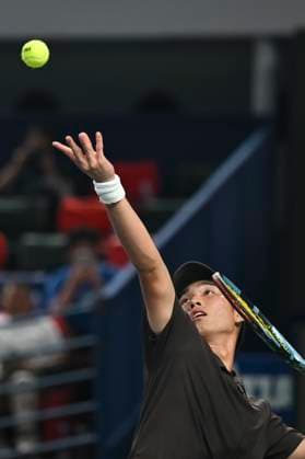 (251004) -- SHANGHAI, Oct. 4, 2025 -- Shang Juncheng serves during the men s singles round of 64 match between Karen Khachanov of Russia and Shang Juncheng of China at the ATP, Tennis Herren World Tour Shanghai Masters tennis tournament in Shanghai, east China, Oct. 4, 2025. ) (SP)CHINA-SHANGHAI-TENNIS-ATP TOUR-SHANGHAI MASTERS-MEN S SINGLES (CN) ChenxHaoming 