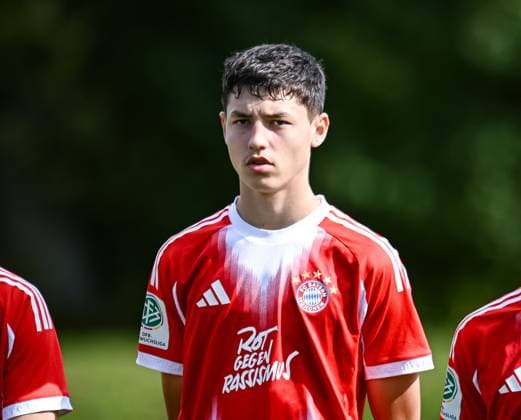 Fussball U 17 DFB Nachwuchsliga 2025 2026 Vorrunde Gruppe E 04.10.2025 SSV Ulm - FC Bayern Muenchen Filip Pavic (FC Bayern Muenchen) *** Football U 17 DFB Youth League 2025 2026 Preliminary Round Group E 04 10 2025 SSV Ulm FC Bayern Muenchen Filip Pavic FC Bayern Muenchen