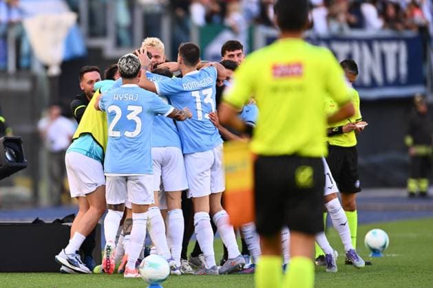 SS Lazio v Torino FC - Serie A Matteo Cancellieri of S.S. Lazio celebrates after scoring the goal to make it 2-1 during the 6th day of the Serie A Championship between S.S. Lazio and Torino F.C. at the Olympic Stadium in Rome, Italy, on October 4, 2025. Rome Italy Italy  Copyright: xDomenicoxCippitellix originalFilename:cippitelli-sslaziov251004_np0VD.jpg