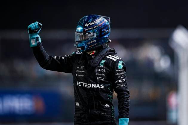 F1 - SINGAPORE GRAND PRIX 2025 RUSSELL George (gbr), Mercedes AMG F1 Team W16, portrait during the 2025 Formula 1 Singapore Grand Prix, 18th round of the 2025 FIA Formula One World Championship, WM, Weltmeisterschaft from October 3 to 5, 2025 on the Marina Bay Street Circuit, in Singapore - SingaporeSingapore  Copyright: xEricxAlonsox