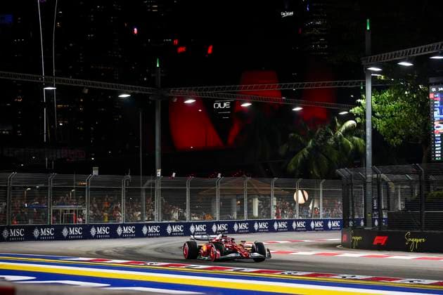 F1 - SINGAPORE GRAND PRIX 2025 16 LECLERC Charles (mco), Scuderia Ferrari SF-25, action during the 2025 Formula 1 Singapore Grand Prix, 18th round of the 2025 FIA Formula One World Championship, WM, Weltmeisterschaft from October 3 to 5, 2025 on the Marina Bay Street Circuit, in Singapore - SingaporeSingapore  Copyright: xEricxAlonsox