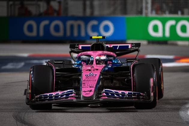Formel 1 GP Singapur. Samstag, 04.10.2025 Franco Colapinto 43, BWT Alpine F1 Team; Formel 1 GP Singapur. Samstag, 04.10.2025 Copyright: xBEAUTIFULxSPORTS Erlhofx