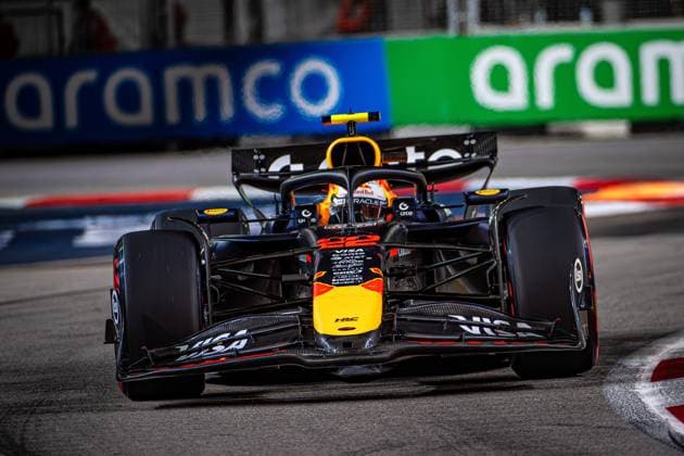 Formel 1 GP Singapur. Samstag, 04.10.2025 Yuki Tsunoda 22, Oracle Red Bull Racing; Formel 1 GP Singapur. Samstag, 04.10.2025 Copyright: xBEAUTIFULxSPORTS Erlhofx