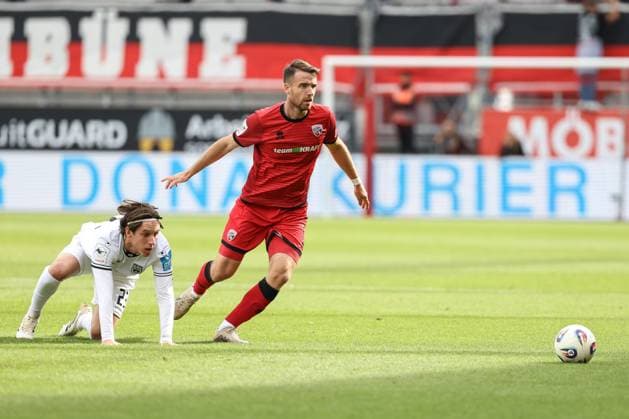 3. Liga; FC Ingolstadt 04 - SSV Ulm; Max Besuschkow (17, FCI) Brandt Max (23 Ulm) 3. Liga - FC Ingolstadt 04 Saison 2025 2026 SSV Ulm
