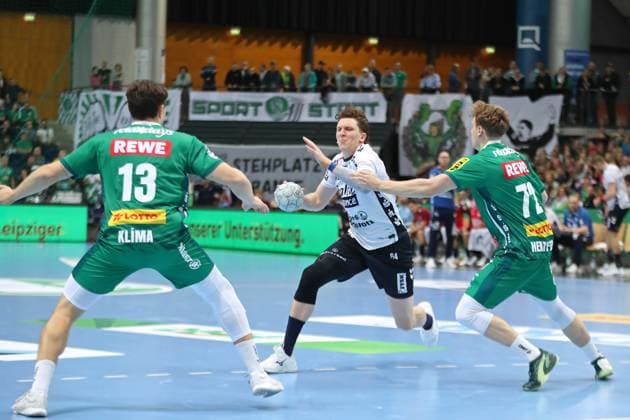 Handball DAIKIN HBL: SC DHfK Leipzig - SG Flensburg-Handewitt; 04.10.2025 Lasse Möller (64, SG Flensburg-Handewitt). Handball, DAIKIN HBL, 1. Bundesliga, Saison 2025 2026, 7. Spieltag: SC DHfK Leipzig vs. SG Flensburg-Handewitt am 04.10.2025 in der Quarterback Immobilien Arena Leipzig. Copyright: xBEAUTIFULxSPORTS JanxKaeferx