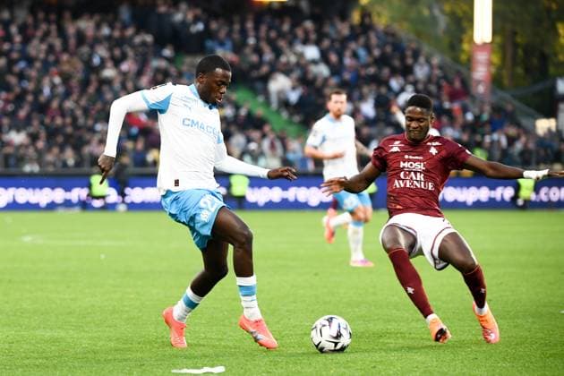 FC Metz v Olympique de Marseille - Ligue 1 McDonald s 2025 2026 22 Timothy WEAH (om) during the Ligue 1 McDonald s match between Metz and Marseille at Stade Saint-Symphorien on October 4, 2025 in Metz, France. Metz France  Copyright: xFEPx 776348156