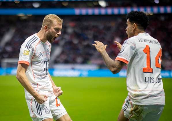 Frankfurt, Germany. 04th Oct 2025. Torjubel: Konrad Laimer (FCB) Luis Diaz (FCB) Eintracht Frankfurt - FC Bayern München 04.10.2025