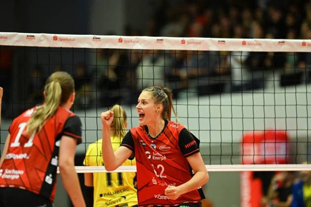 Mette Pfeffer (Dresdner SC, 12) jubelt - Dresdner SC vs. SSC Palmberg Schwerin, WT Energiesysteme Supercup, Volleyball Bundesliga Damen, Spielzeit 2025 2026, 04.10.2025 Dresdner SC vs. SSC Palmberg Schwerin, WT Energiesysteme Supercup, Volleyball Bundesliga Damen, Spielzeit 2025 2026, 04.10.2025 Dresden Copyright: xEibner-Pressefoto xHoepnerx EP_PHR