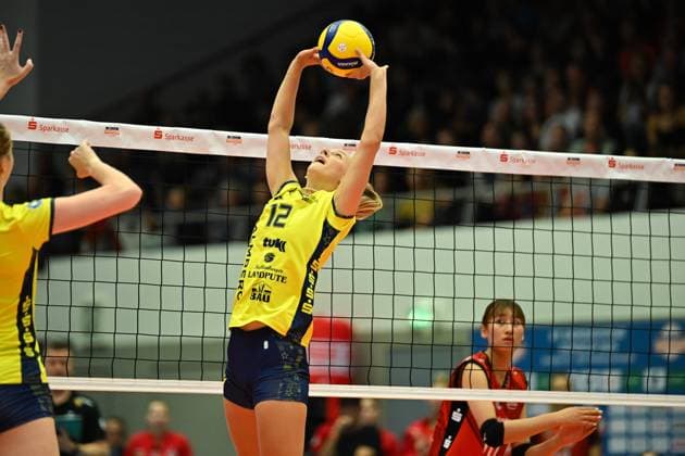Hannah Kohn (SSC Palmberg Schwerin, 12) Dresdner SC vs. SSC Palmberg Schwerin, WT Energiesysteme Supercup, Volleyball Bundesliga Damen, Spielzeit 2025 2026, 04.10.2025 Dresdner SC vs. SSC Palmberg Schwerin, WT Energiesysteme Supercup, Volleyball Bundesliga Damen, Spielzeit 2025 2026, 04.10.2025 Dresden Copyright: xEibner-Pressefoto xHoepnerx EP_PHR