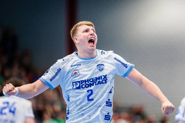 Lukas Hutecek (TBV Lemgo Lippe, 02) jubelt nach Torerfolg Tor GER, GWD Minden vs. TBV Lemgo Lippe, Handball, 1. Bundesliga, 7. Spieltag, Spielzeit 2025 2026, 04.10.2025 GER, GWD Minden vs. TBV Lemgo Lippe, Handball, 1. Bundesliga, 7. Spieltag, Spielzeit 2025 2026, 04.10.2025 Luebbecke Copyright: xEibner-Pressefoto JanxRollingerx EP_JSK