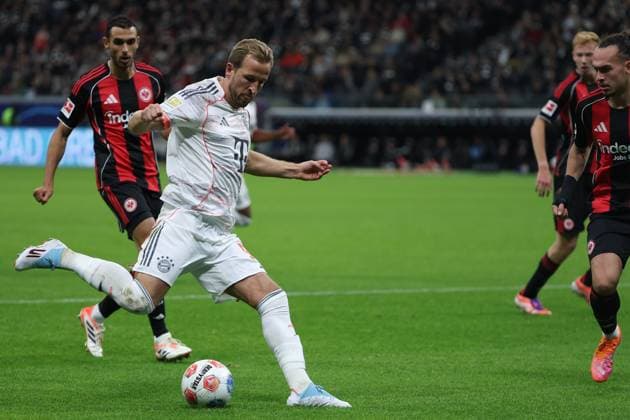 Fußball 1. Bundesliga - Eintracht Frankfurt - FC Bayern München am 04.10.2025 im Deutsche Bank Park in Frankfurt Harry Kane (Muenchen 9)