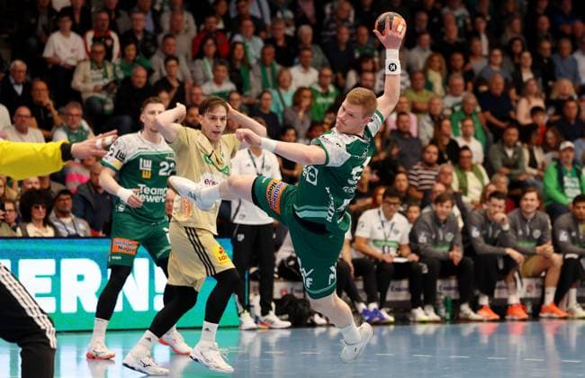BAU 04.10.2025 Göppingen Handball Frisch Auf Göppingen vs. TSV Hannover-Burgdorf, Ymir Örn Gislason (Göppingen)