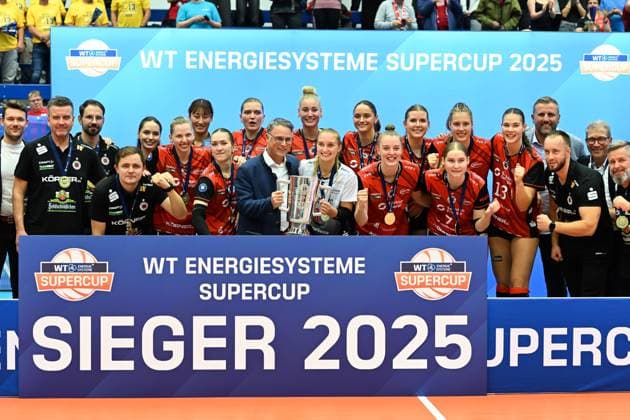 Der Dresdner SC gewinnt den Volleyball Super 2025 - Dresdner SC vs. SSC Palmberg Schwerin, WT Energiesysteme Supercup, Volleyball Bundesliga Damen, Spielzeit 2025 2026, 04.10.2025 Dresdner SC vs. SSC Palmberg Schwerin, WT Energiesysteme Supercup, Volleyball Bundesliga Damen, Spielzeit 2025 2026, 04.10.2025 Dresden Copyright: xEibner-Pressefoto xHoepnerx EP_PHR