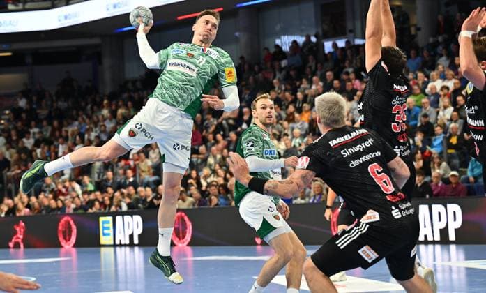 04.10.2025 - Handball - 1. Bundesliga DAIKIN HBL - Saison 2025 2026 - 07. Spieltag: HC Erlangen Metropolregion Nürnberg HCE - Füchse Berlin - - xwoxzix - Lasse Bredekjaer Andersson (11, Füchse Berlin )